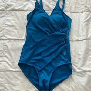 Miraclesuit Swimsuit Turquoise Size 12